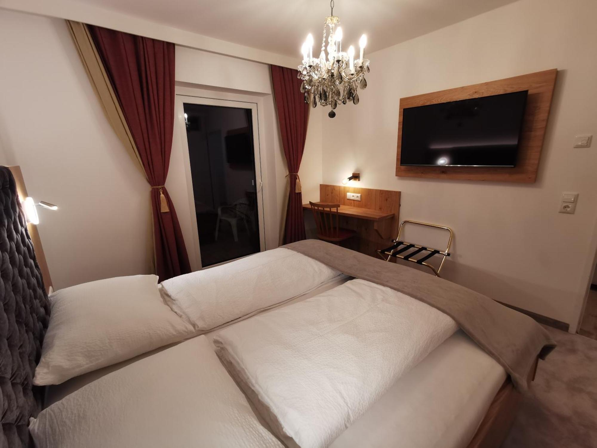 Thurners Bed&Breakfast an der Großglocknerstraße Fusch an der Glocknerstraße Zimmer foto