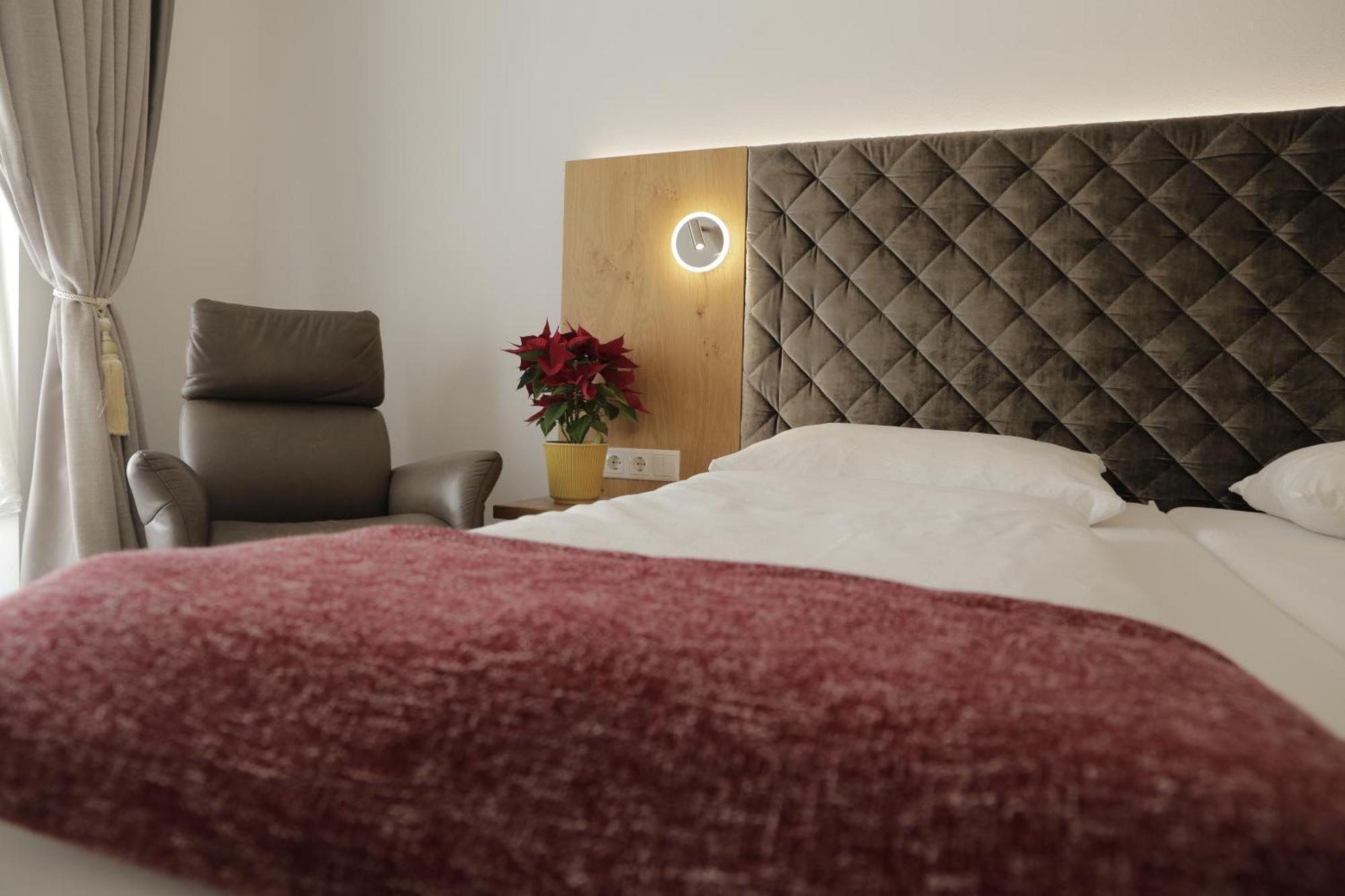 Thurners Bed&Breakfast an der Großglocknerstraße Fusch an der Glocknerstraße Zimmer foto