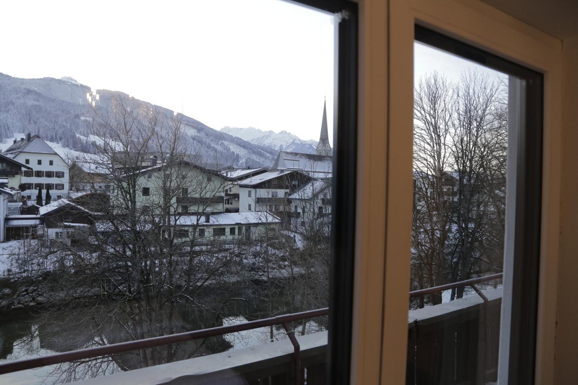 Thurners Bed&Breakfast an der Großglocknerstraße Fusch an der Glocknerstraße Zimmer foto